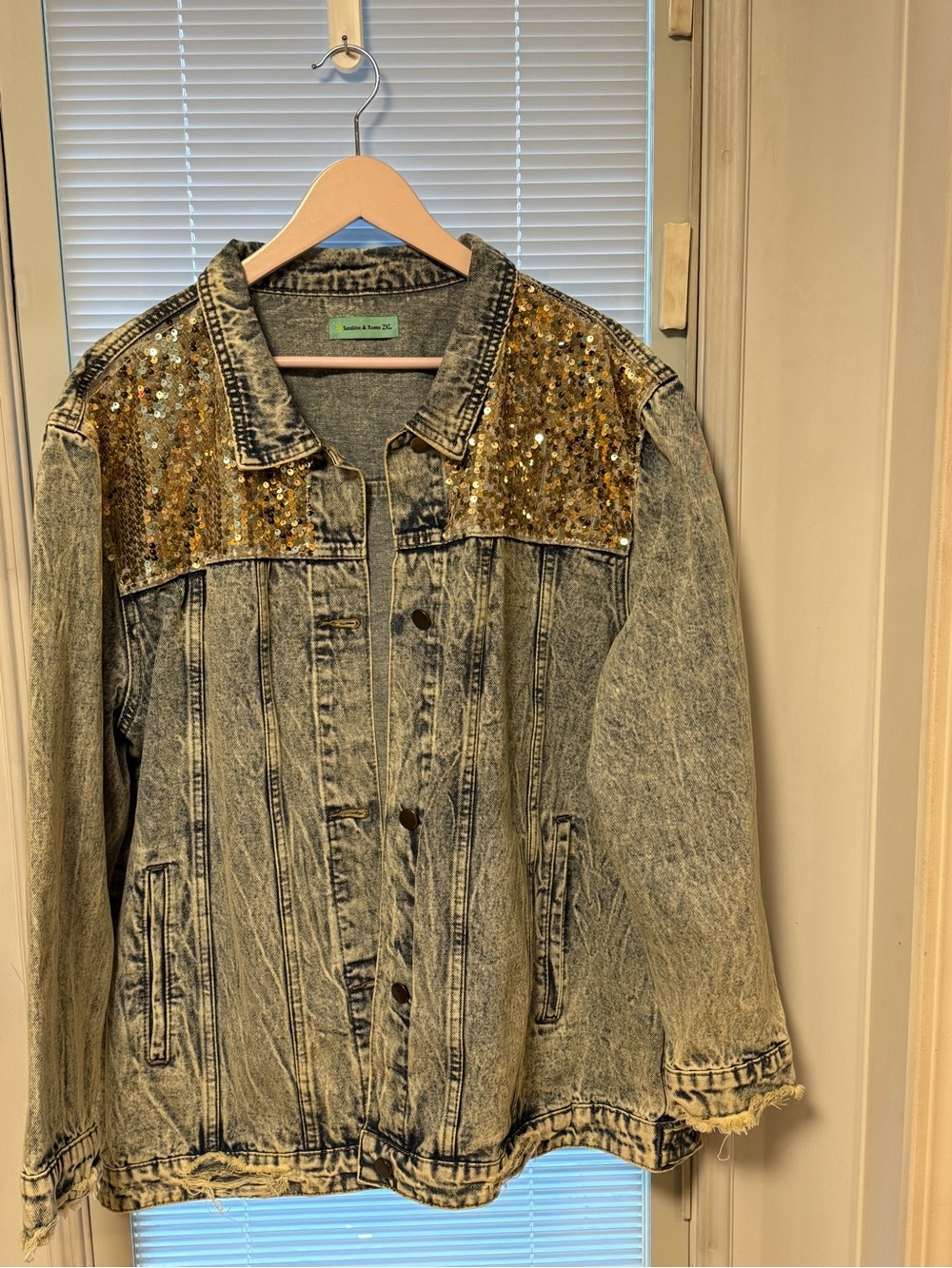 2XL Sequin-Accent Acid Wash Denim Jacket - Gold Sequins